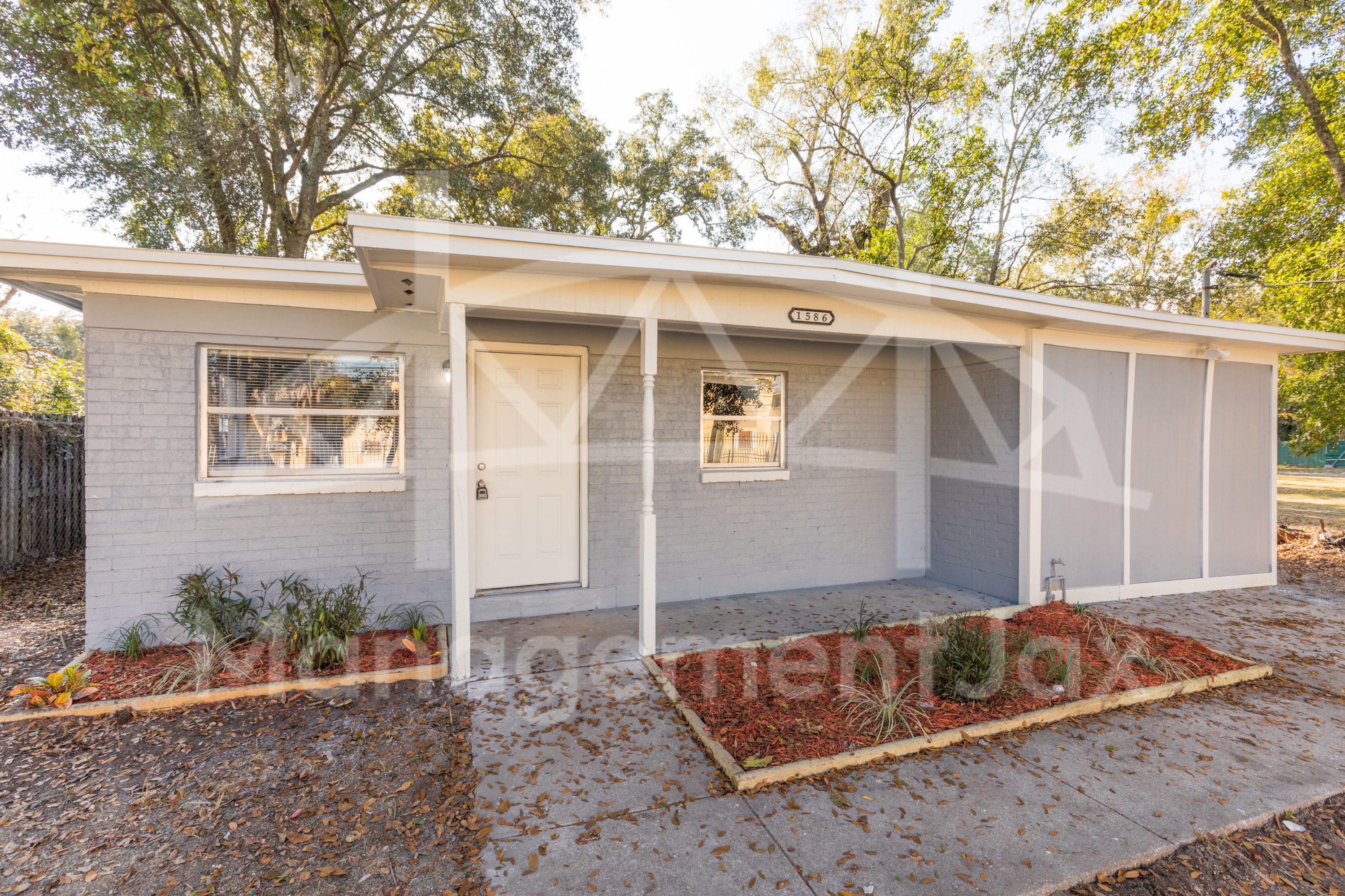 1586 West 36th Street