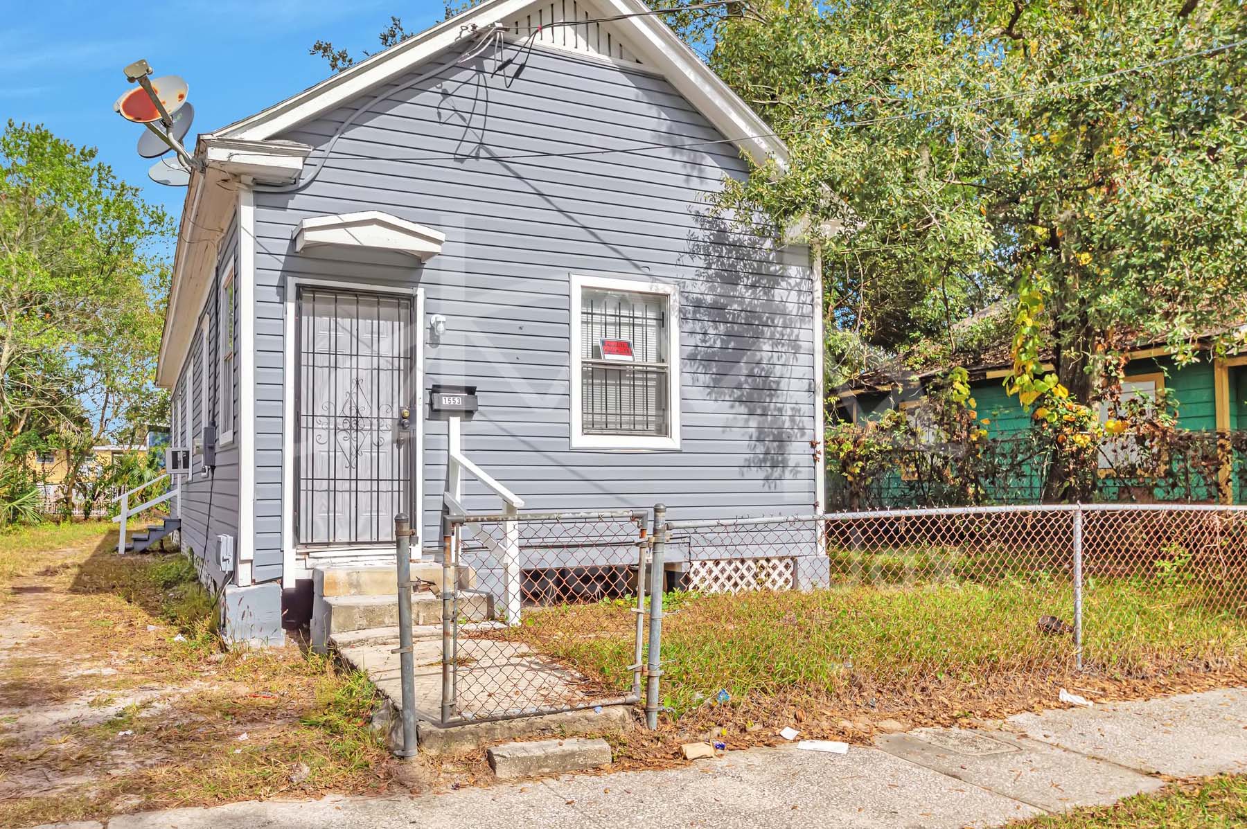 Property main image